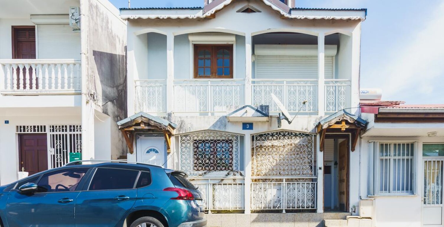 Maison - 76 m² - Baie-Mahault (971) — photo 1