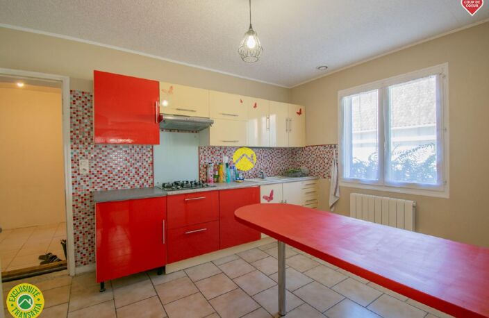 Maison plain-pied au centre village — photo 5