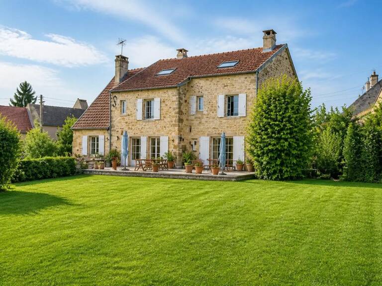 Maison ancienne de 10 pièces de 215 m² à Metz-le-Comte — photo 1