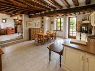 Grande maison ancienne en pierre, rénovée, proche de Vézelay — photo 2