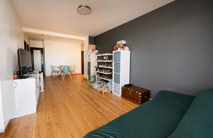 Appartement T3 de 65 m² situé à Cenon — photo 3