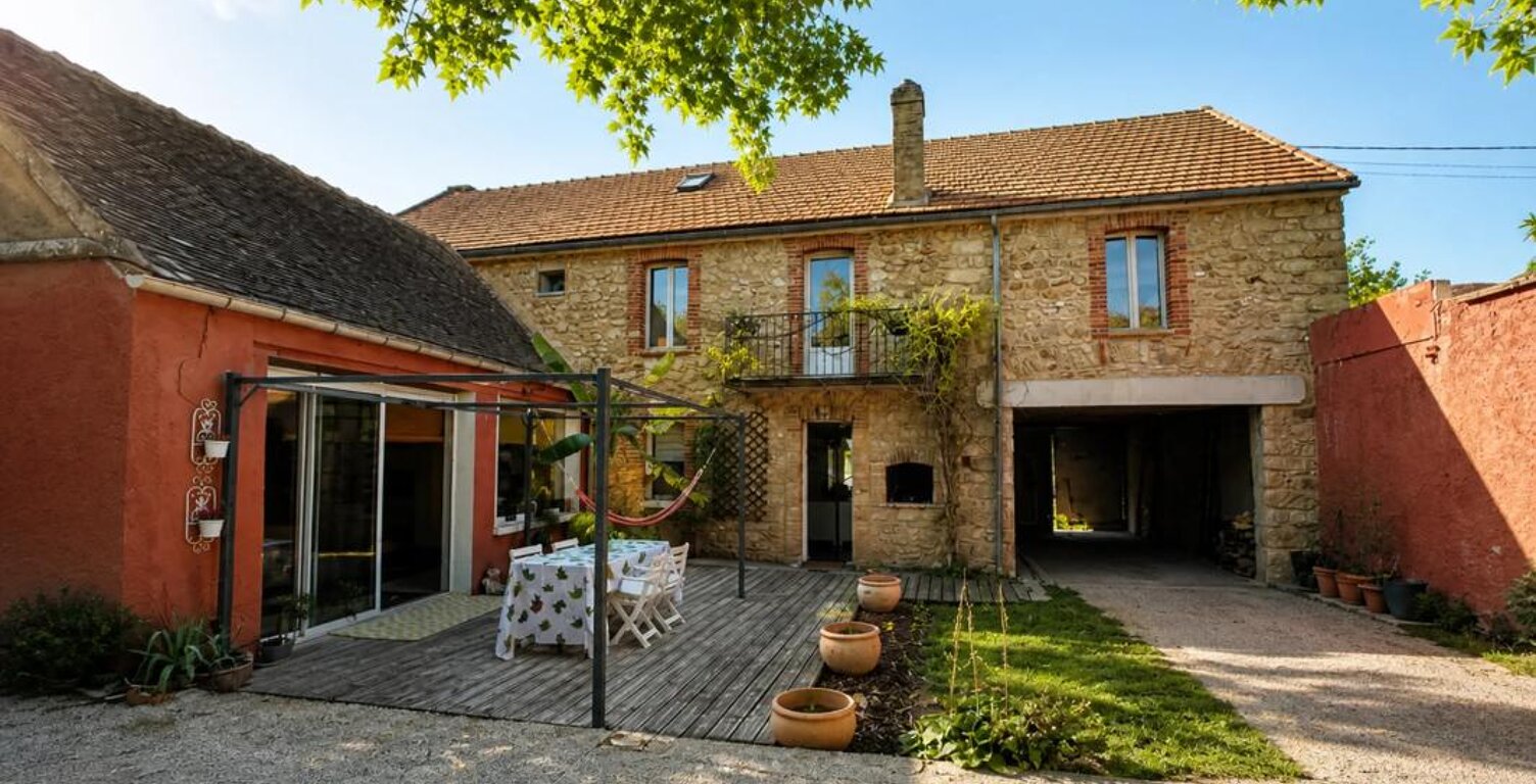 Maison de 5 pièces de 222 m² à Chaumont — photo 1
