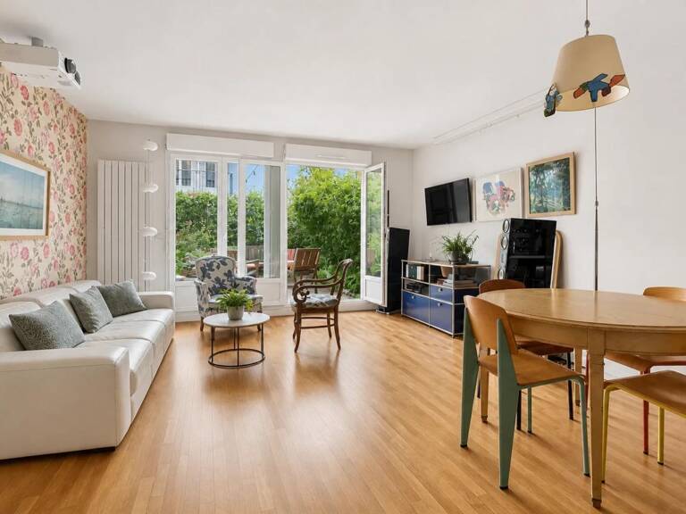 Appartement de 4 pièces de 75 m² à Paris — photo 1