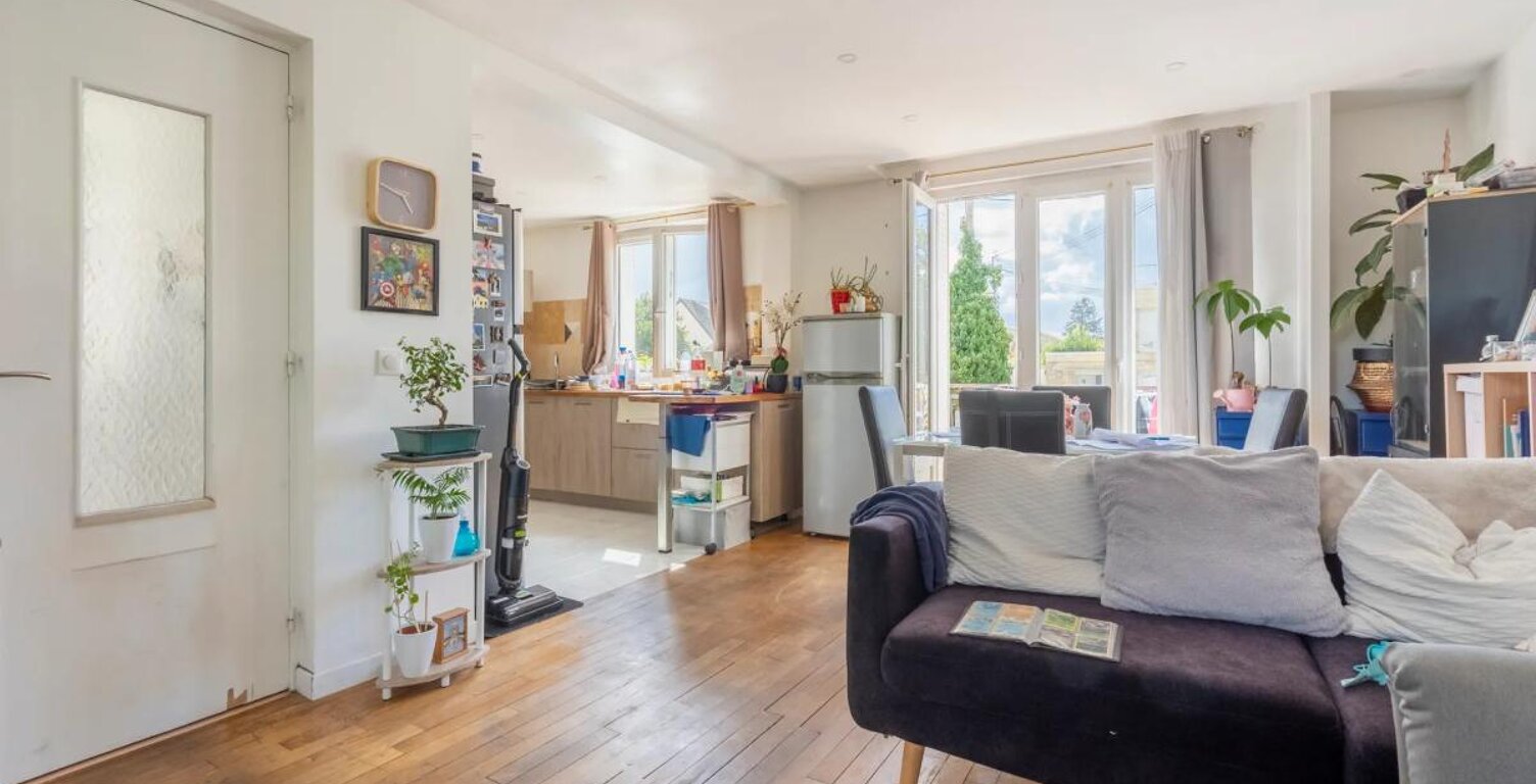 Maison de 4 pièces de 91 m² à Bondy — photo 1