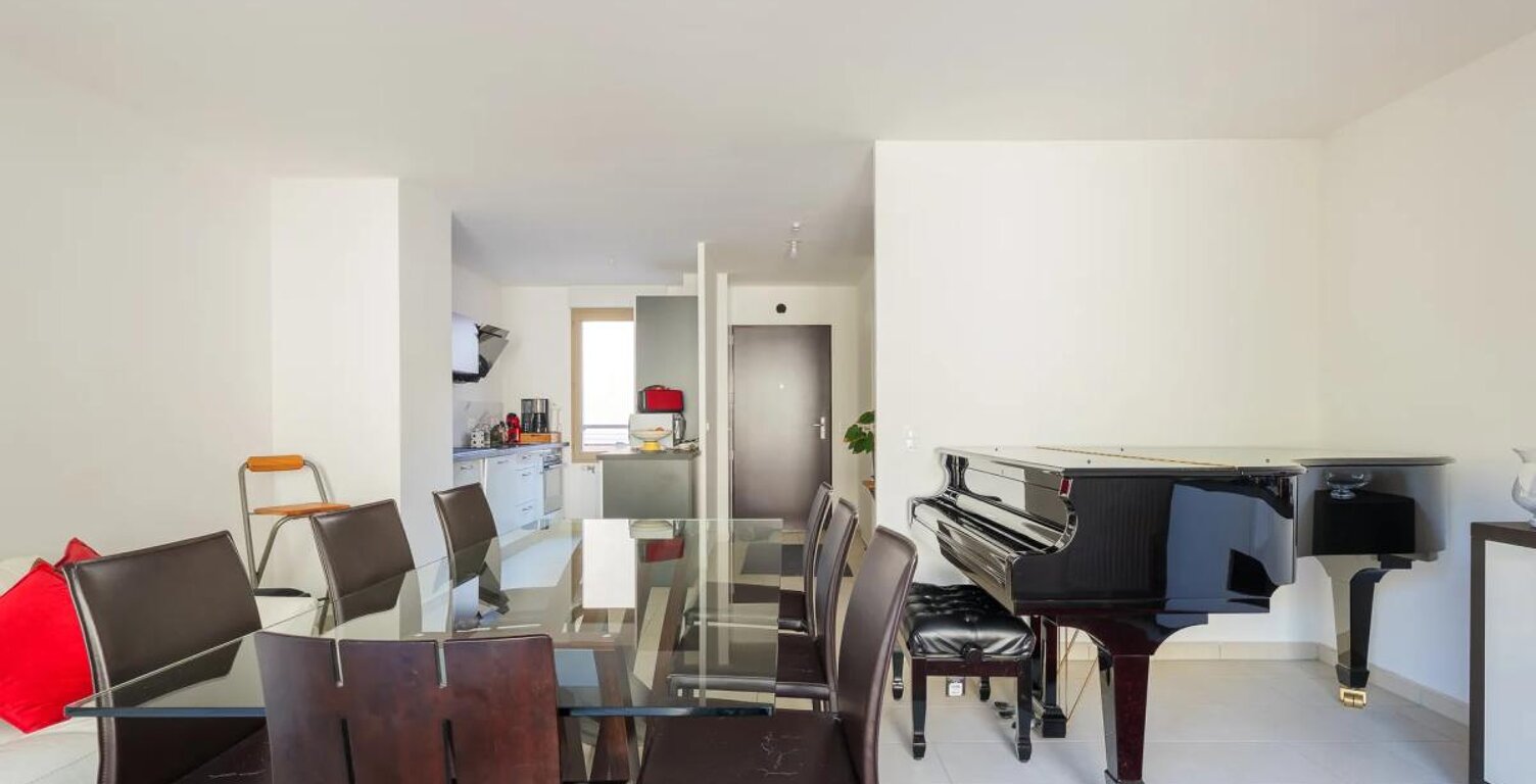 LE RAINCY - Maison en triplex de type T4 de 94 m² avec cave, jardin — photo 1