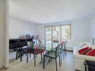 LE RAINCY - Maison en triplex de type T4 de 94 m² avec cave, jardin — photo 4