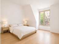 LE RAINCY - Maison de type T4 de 94 m² avec cave, box , jardin — photo 2