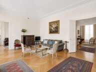 Appartement de 5 pièces de 119 m² situé à Paris — photo 4