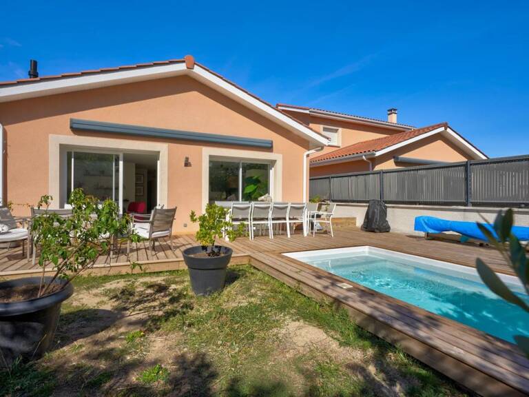 Maison de plain-pied 4 pièces 106 m² avec garage et piscine — photo 1