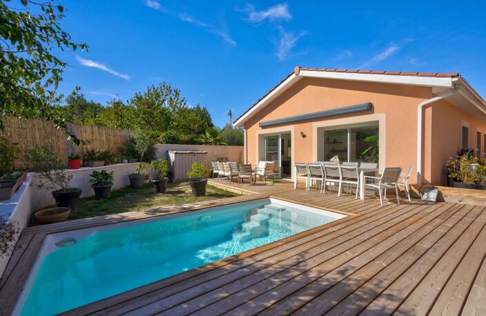 Maison de plain-pied 4 pièces 106 m² avec garage et piscine — photo 2