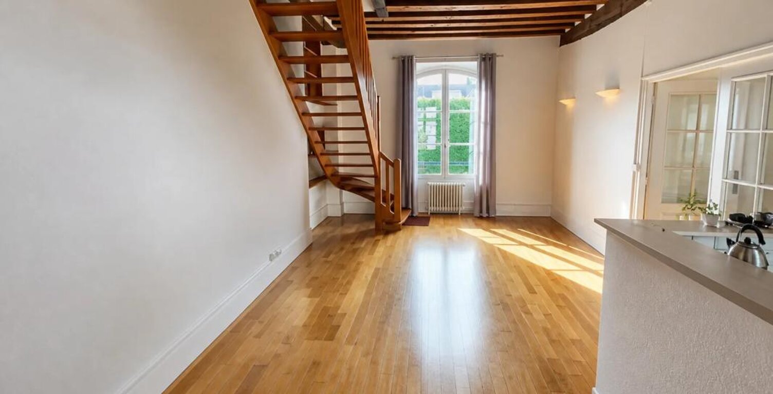 Appartement de 3 pièces de 76 m² à Orléans — photo 1