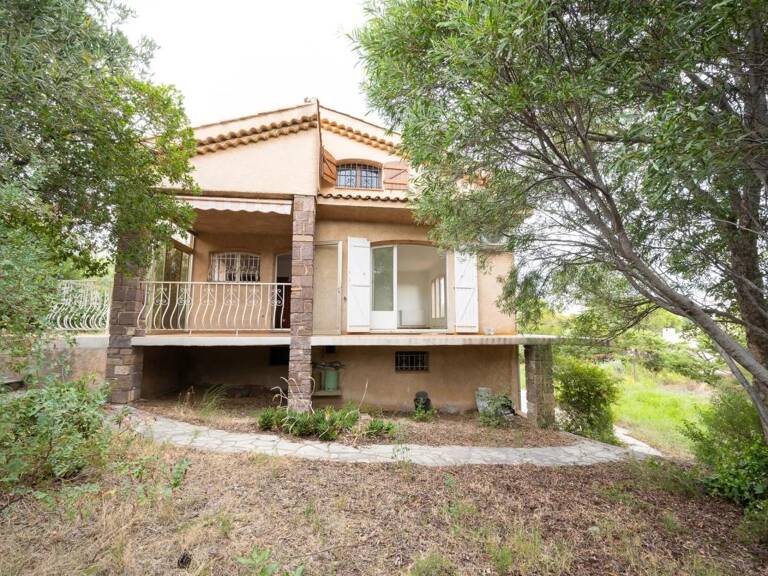 83370 SAINT AYGULF - GRAND BOUCHAREL - MAISON A RENOVER - 6 PIÈCES - 4 CHAMBRES - VUE MER — photo 1
