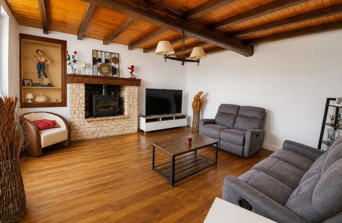 Maison de 8 pièces de 85 m² et bâtiment aménageable de 156m2 — photo 3