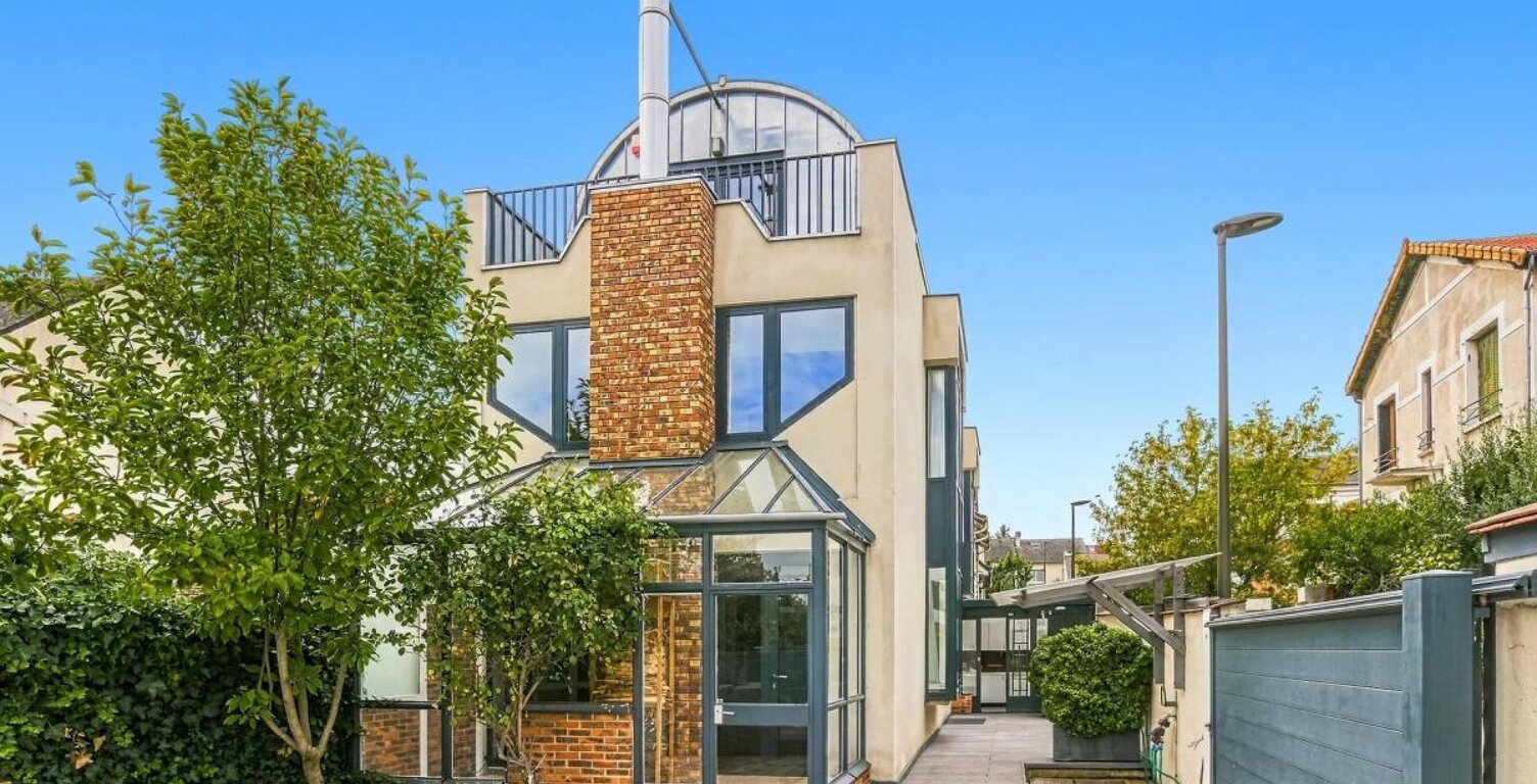 Maison de 6 pièces de 135 m² à Suresnes — photo 1