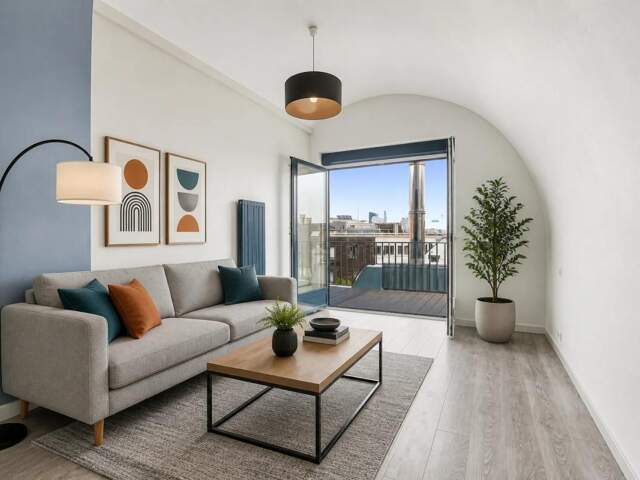 Maison de 6 pièces de 135 m² à Suresnes — photo du bien
