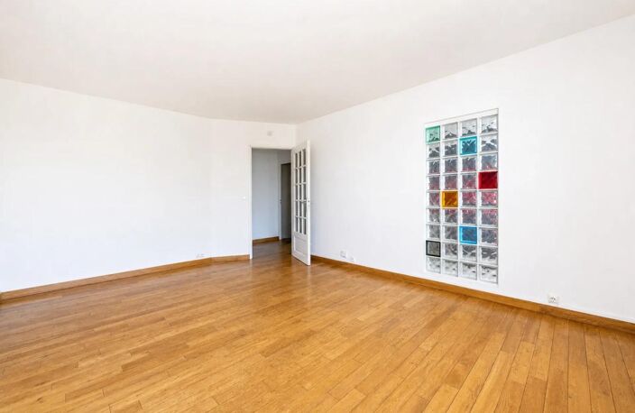 Appartement T3 lumineux près de Suresnes — photo 4