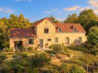 Propriété d’exception de plus de 400 m² avec deux gîtes et trois piscines aux portes de Sarlat — photo 2