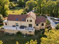Propriété d’exception de plus de 400 m² avec deux gîtes et trois piscines aux portes de Sarlat — photo 4