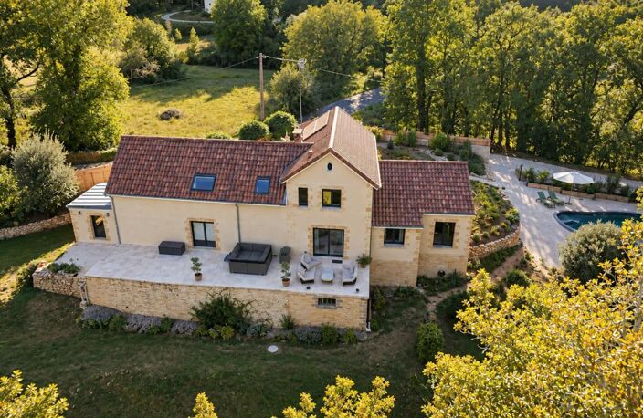 Propriété d’exception de plus de 400 m² avec deux gîtes et trois piscines aux portes de Sarlat — photo 4