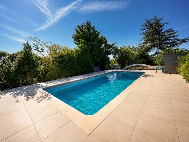 Maison de 7 pièces de 179 m² à Pujaut — photo 1
