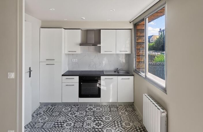 VILLEURBANNE GRANDCLÉMENT – STUDIO 27 m² AU CALME — photo 3