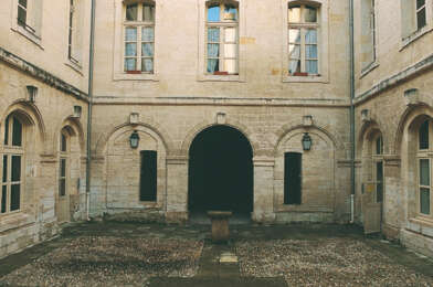 Appartement 1 pièces 482 €
