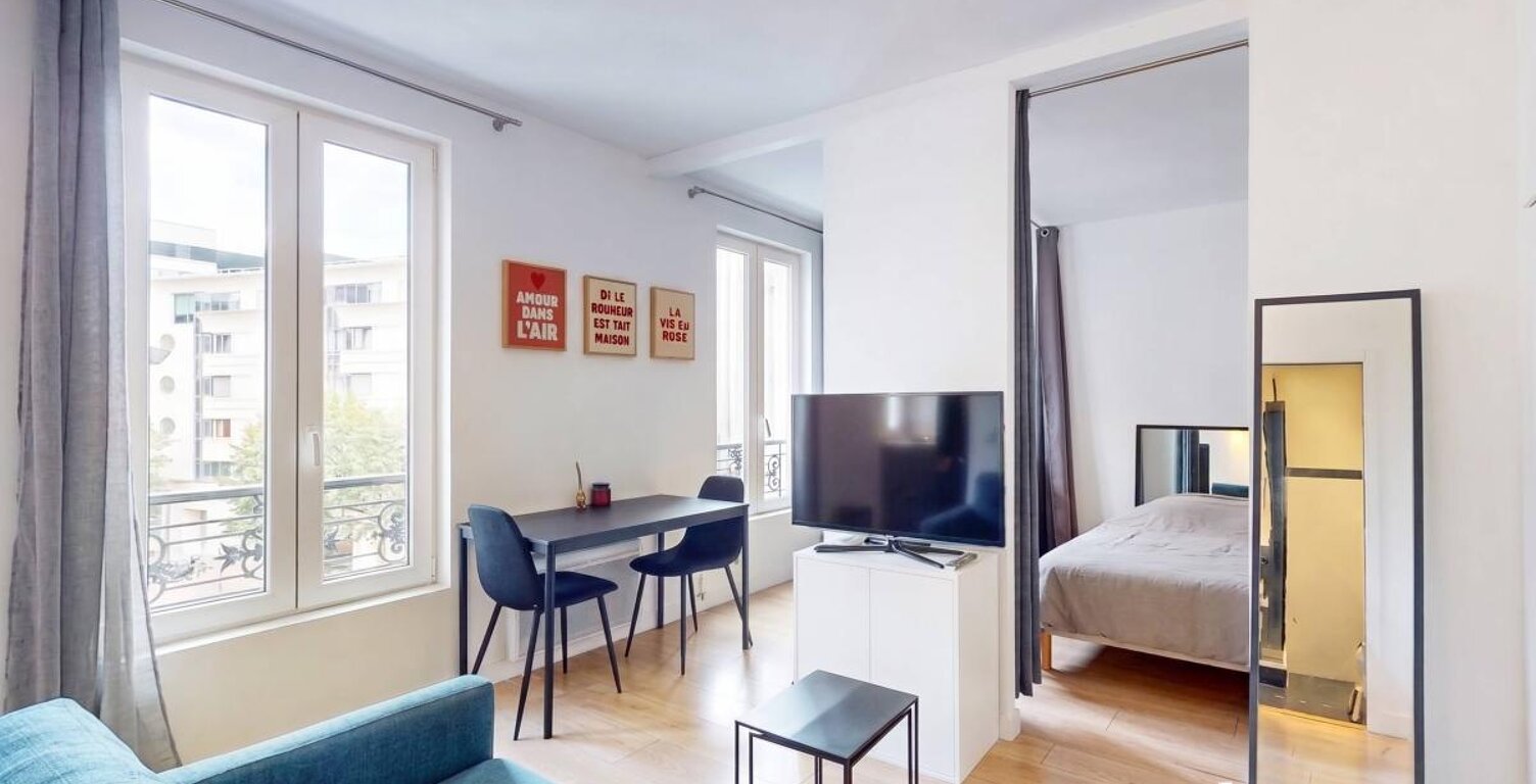 Studio modulable en 2 pièces de 27,5 m² — Lumineux et rénové — Rue Victor Hugo, Levallois-Perret — photo 1