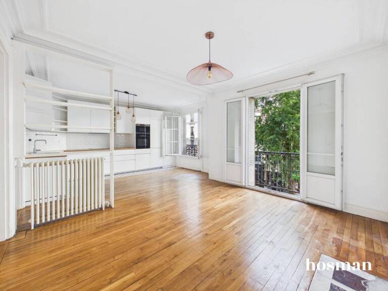 Coup de coeur - 3/4 pièces de 67m² - Charme de l'ancien - Avenue Secrétan, 19ème arrondissement — photo 1