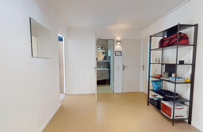 Appartement T3 de 61.01 m2 avec balcon et cave — photo 3