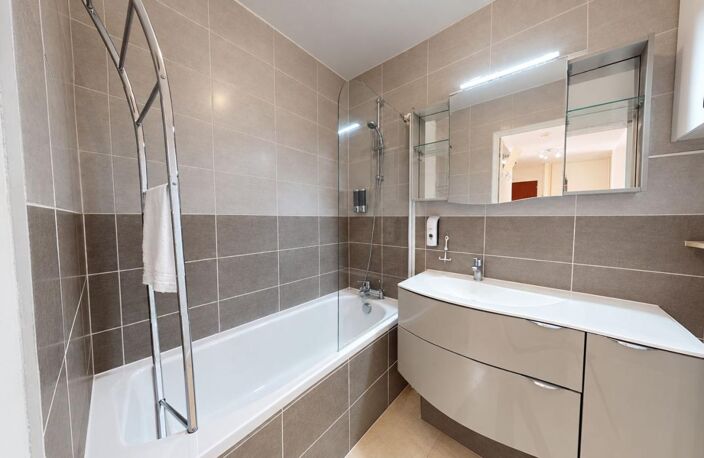 Appartement T3 de 61.01 m2 avec balcon et cave — photo 4