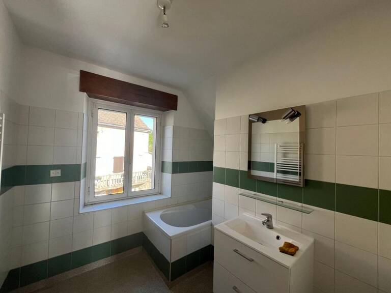 Maison À Louer — photo 1