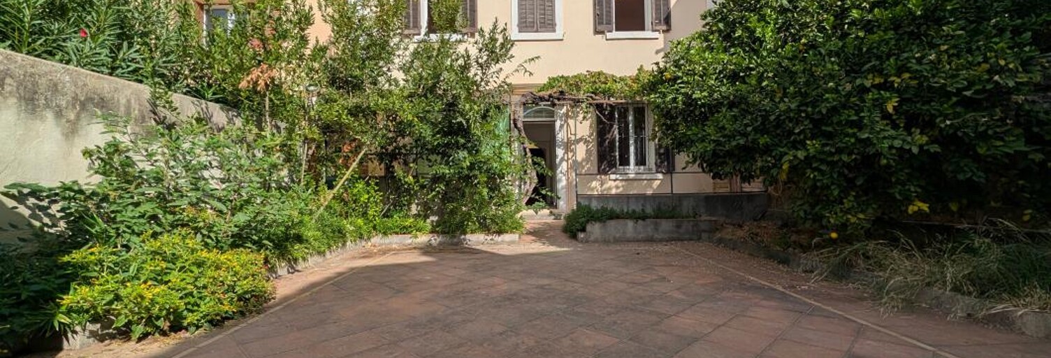 Maison 4 Pièces 118 m² à louer à Toulon (83200)