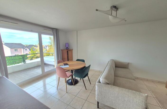 Bel appartement meublé 2 chambres avec balcon, cave, garage et parking — photo 4