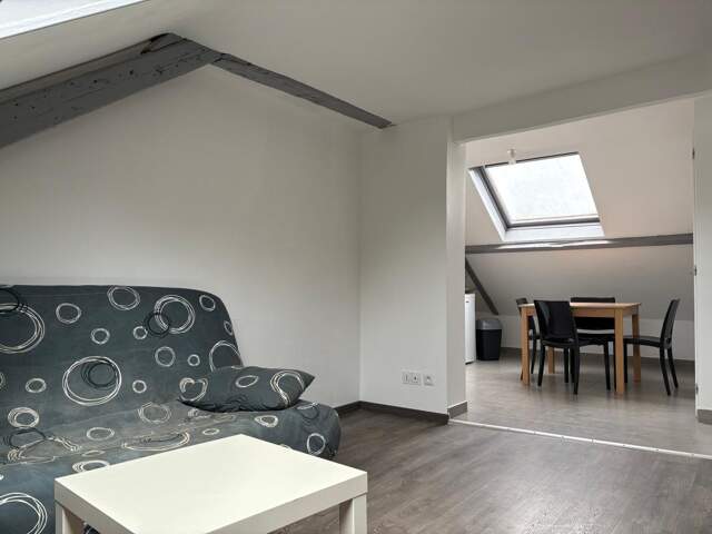 UNIVERSITE - APPARTEMENT MEUBLÉ 1 PIECE — photo du bien