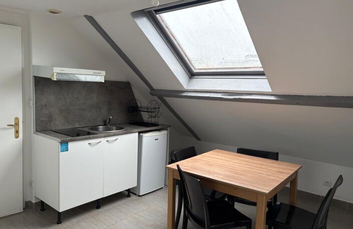 UNIVERSITE - APPARTEMENT MEUBLÉ 1 PIECE — photo 3