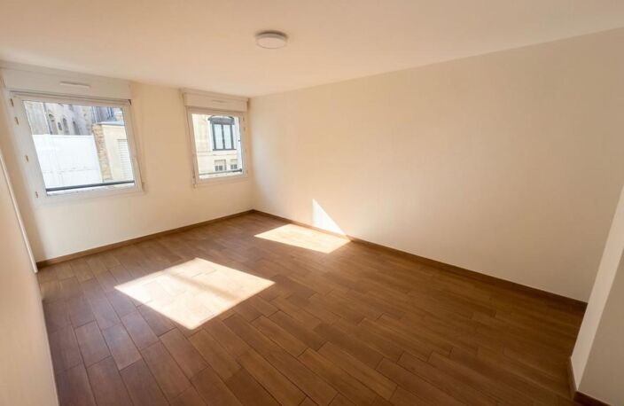 Appartement À Vendre — photo 3