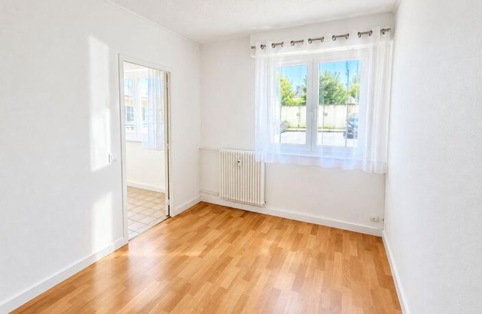 Appartement À Vendre — photo 3