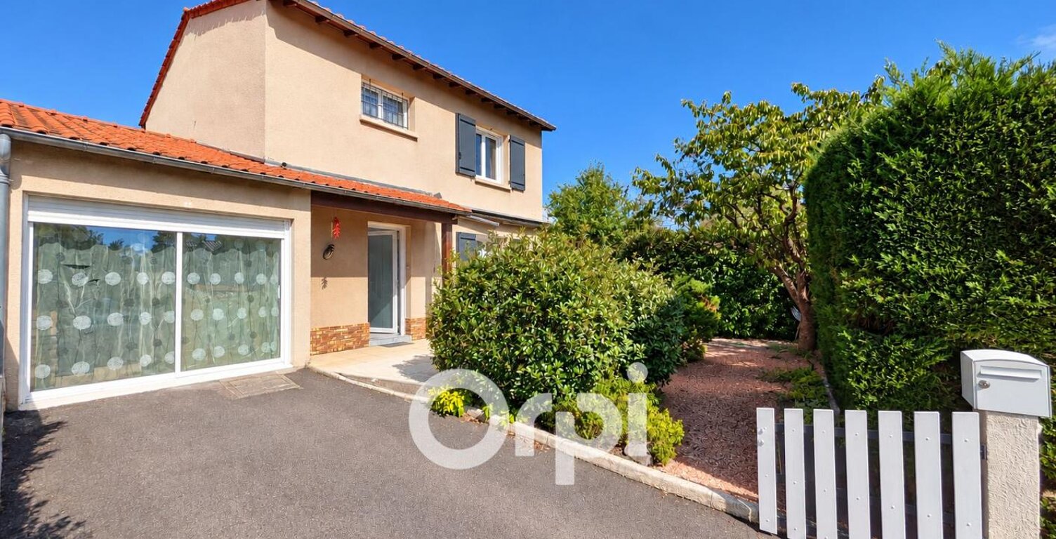 Maison À Vendre 110 M² 4 chambres jardin — photo 1