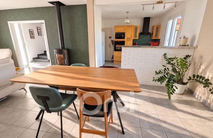 Maison À Vendre 110 M² 4 chambres jardin — photo 3