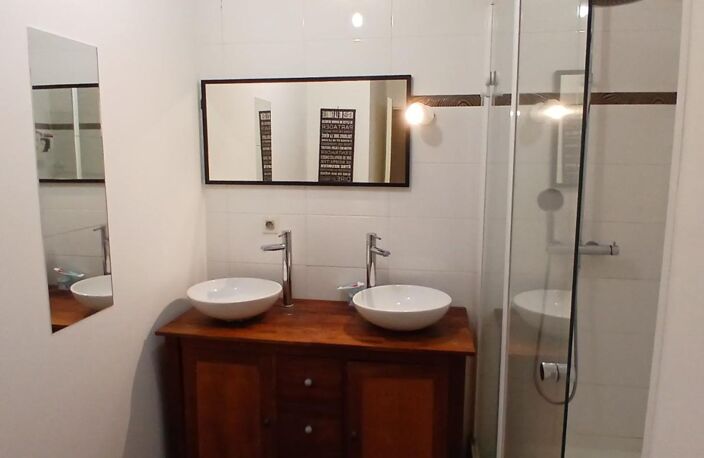Appartement À Louer — photo 3
