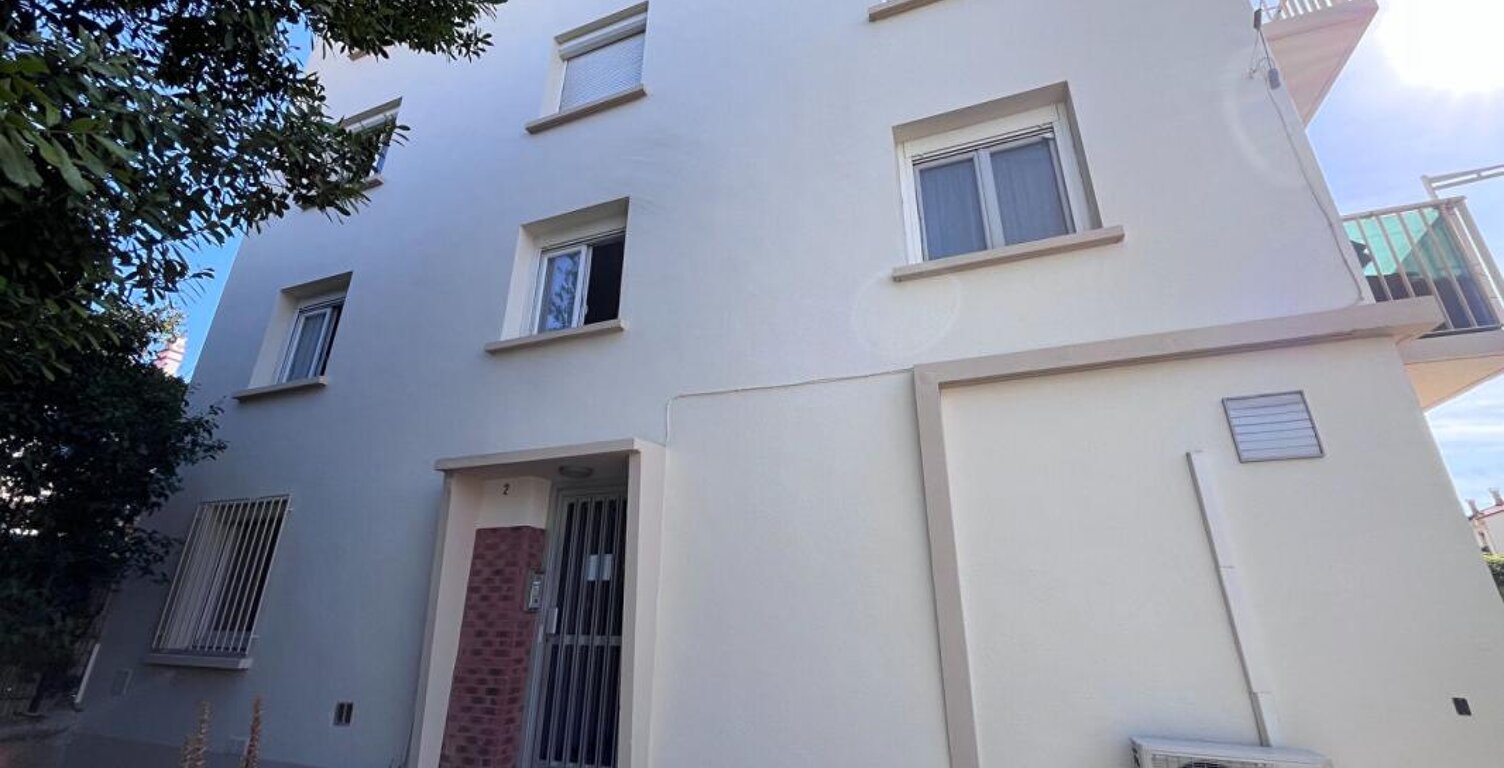 Magnifique appartement de 60 m² de type T3 au 1 er étage avec balcon, cave et place de parking en garage fermé — photo 1