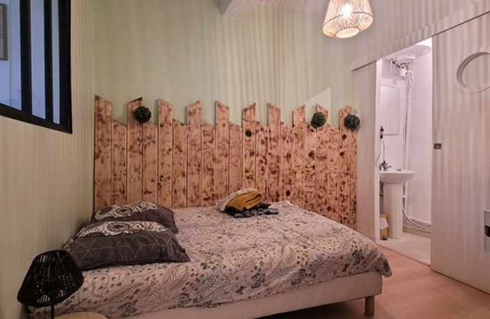 Immeuble de rapport comprenant 4 appartements et 1 local commercial en très bon état loué en étudiant et en AIR BNB — photo 5
