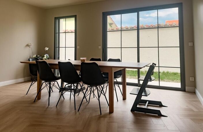 Maison d'architecte contemporaine avec piscine - Saint Just Saint Rambert — photo 2
