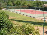 À SAISIR - VIDAUBAN Mazet meublé 45 m2 avec jardin et jacuzzi - Piscine - Tennis — photo 3