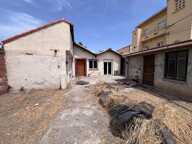 Maison de plain-pied de 95 m² environs avec travaux à prévoir sur un terrain de 509 m² proche de l'aéroport — photo 3