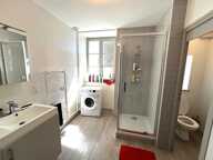 Immeuble avec local commercial et appartement  - Arinthod centre — photo 3