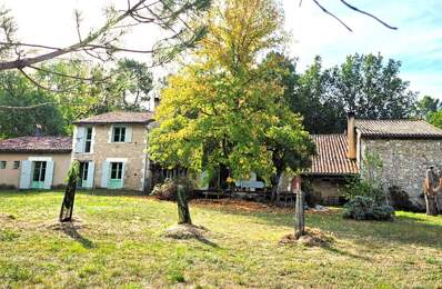 Propriété en pierre de 280 m², sur un beau terrain de 1.3ha — photo du bien