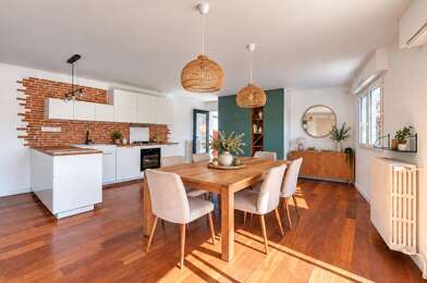 Maison 6 pièces 553850 €