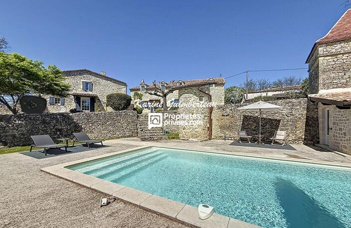 Maison de campagne avec vue dominante + piscine + gîte — photo 2