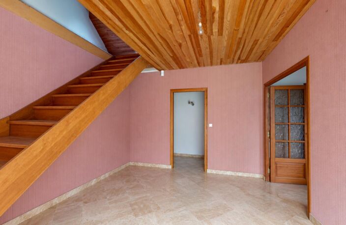 Maison 7 chambres 230 000  Avec piscine 300 m2 — photo 2
